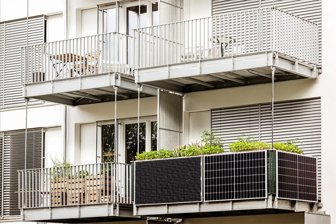 Balkon­kraftwerk bei Elektro Schönheide GmbH in Schönheide