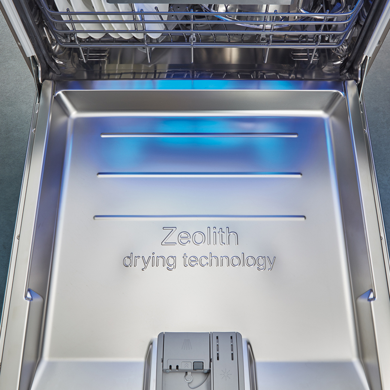 Zeolith Trocknen – Für glänzende Spülergebnisse bei Elektro Schönheide GmbH in Schönheide
